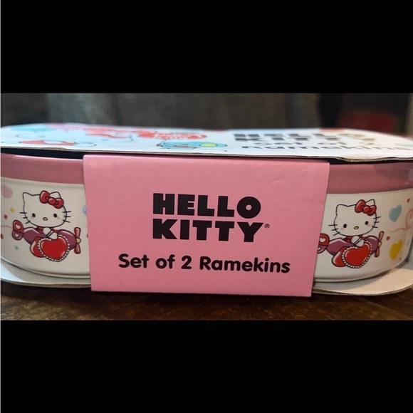 Hello Kitty ramekins - Picture 4 of 4